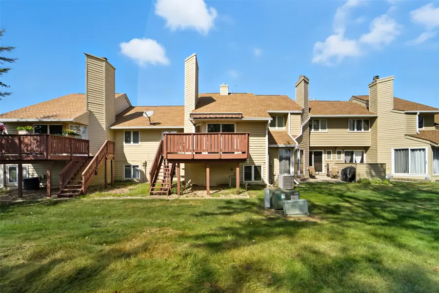 5618 Linden Circle, Johnston, IA 50131 - Image #2