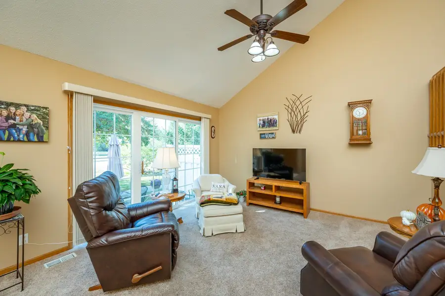 555 SE Laurel Street #22, Waukee, IA 50263 - Image #3