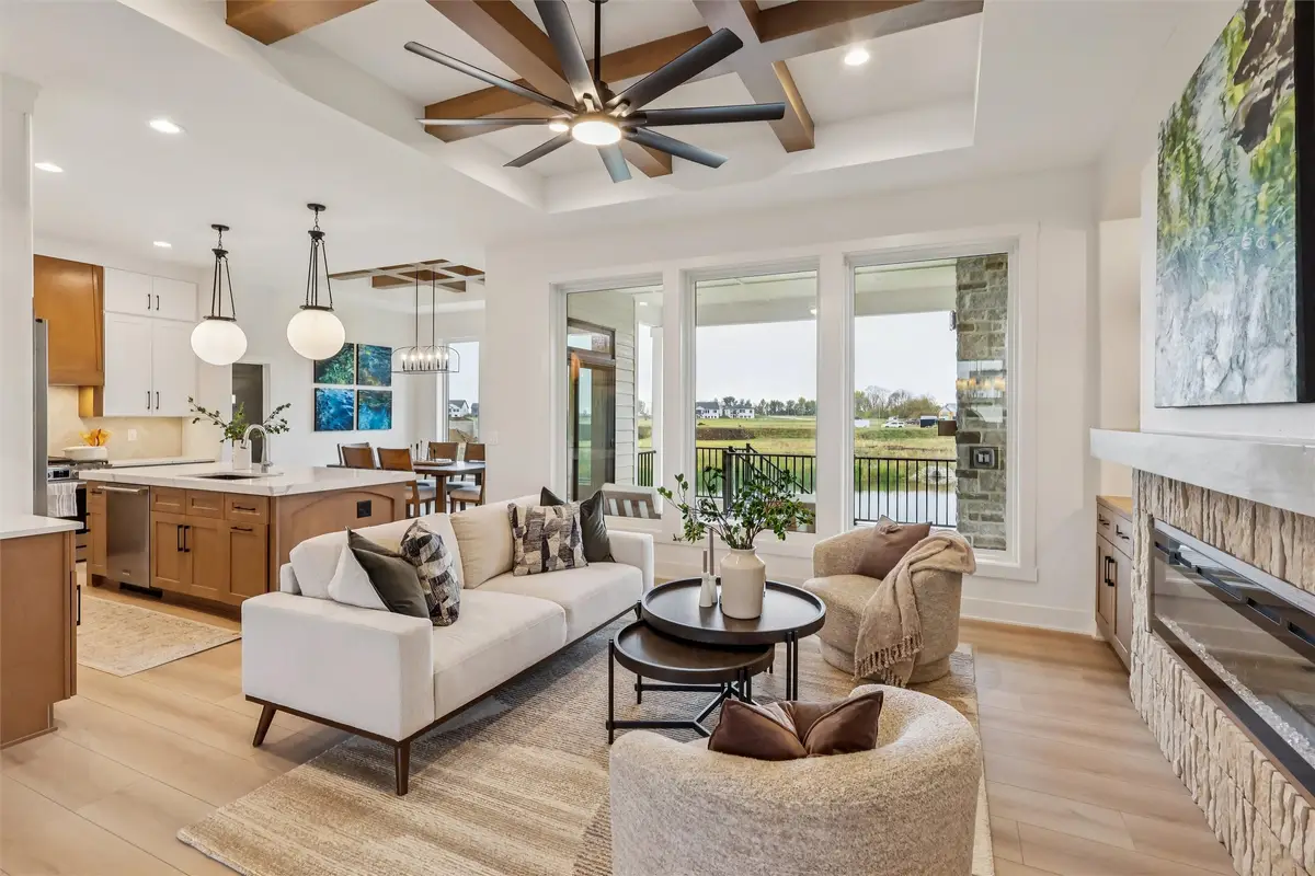 5300 175th Street, Urbandale, IA 50323 - Image #1