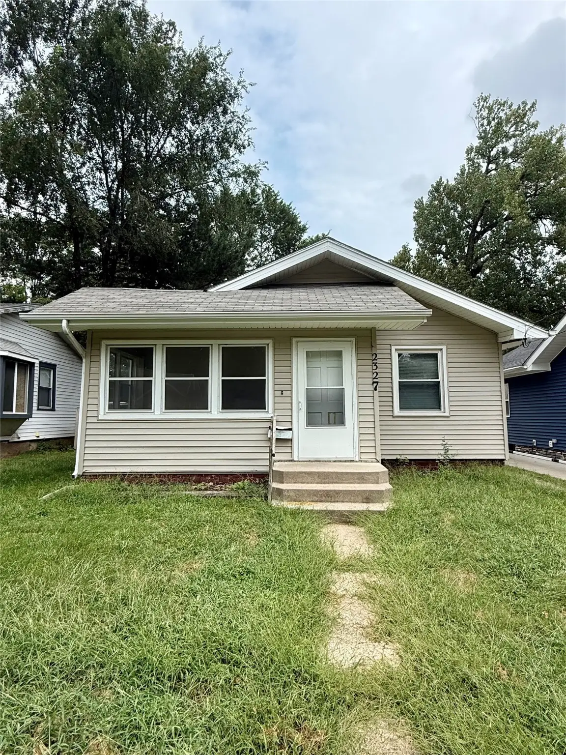 2327 Amherst Street, Des Moines, IA 50313 - Image #1