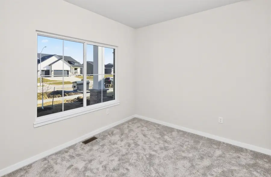 9922 Watermeadow Circle, Johnston, IA 50131 - Image #3