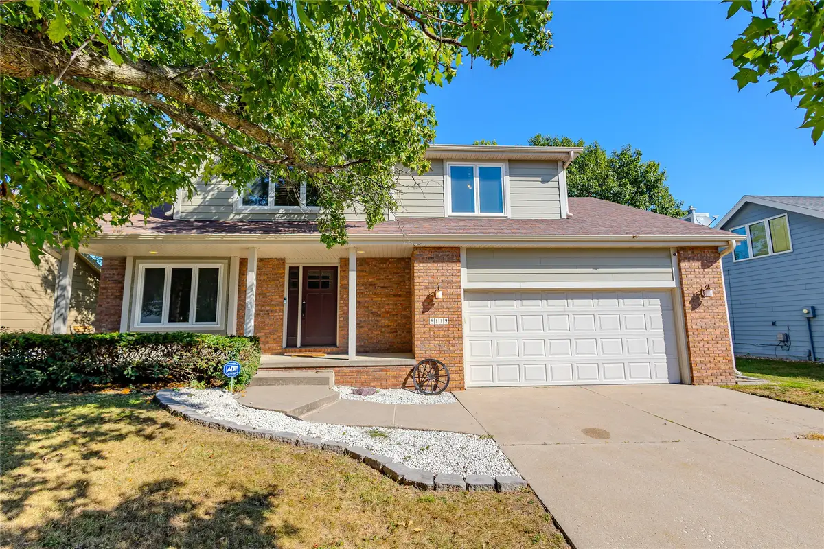 8119 Goodman Drive, Urbandale, IA 50322 - Image #1