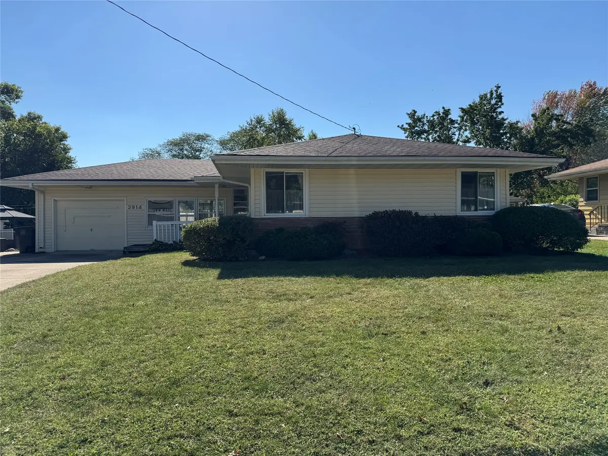 3914 Dosh Road, Des Moines, IA 50310 - Image #1