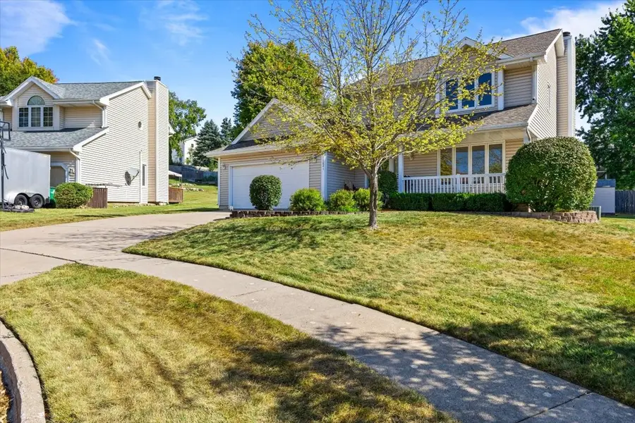 1841 NW 89th Court, Clive, IA 50325 - Image #2