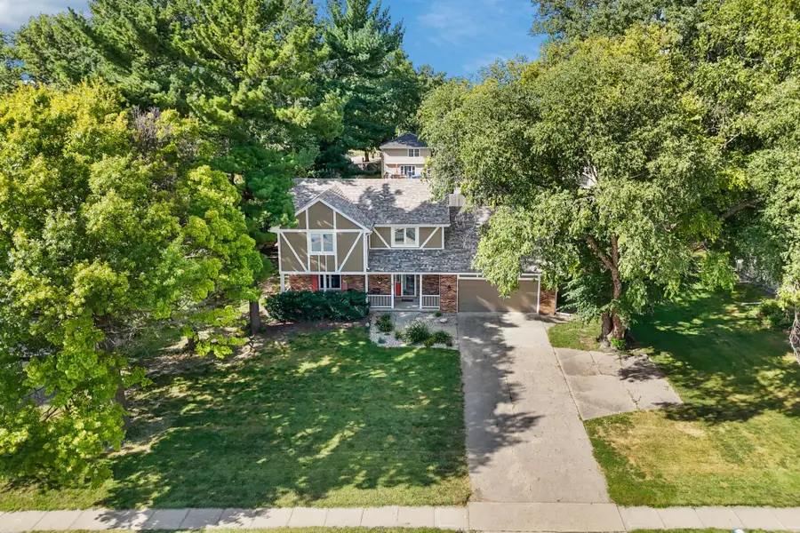 3931 Ashworth Road, West Des Moines, IA 50265 - Image #2