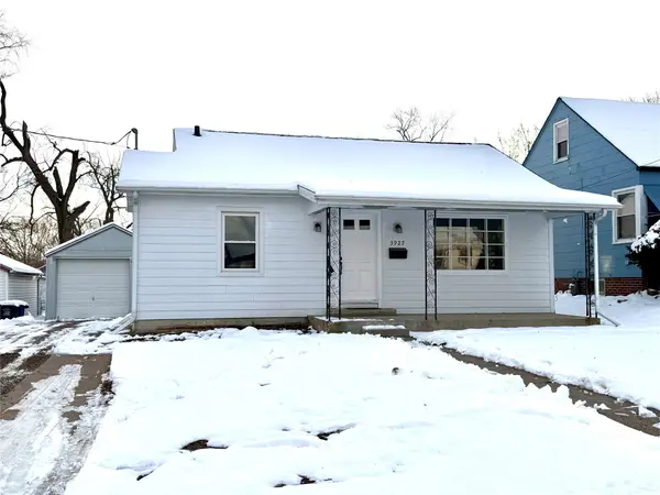 3927 13th Street, Des Moines, IA 50313