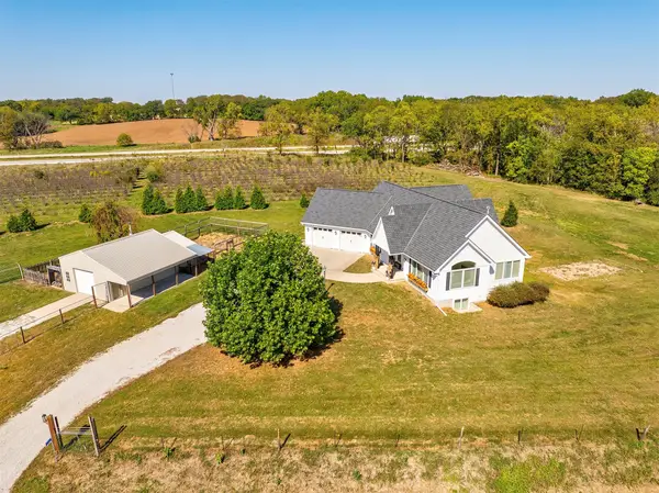27887 337th Court, Adel, IA 50003