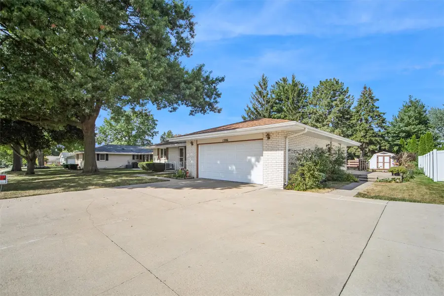 1306 E Girard Avenue, Indianola, IA 50125 - Image #2