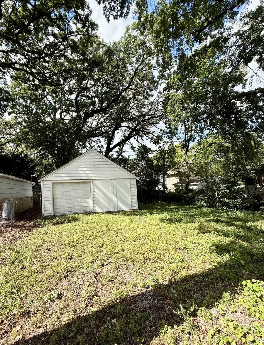 1144 35th Street, Des Moines, IA 50311 - Image #2