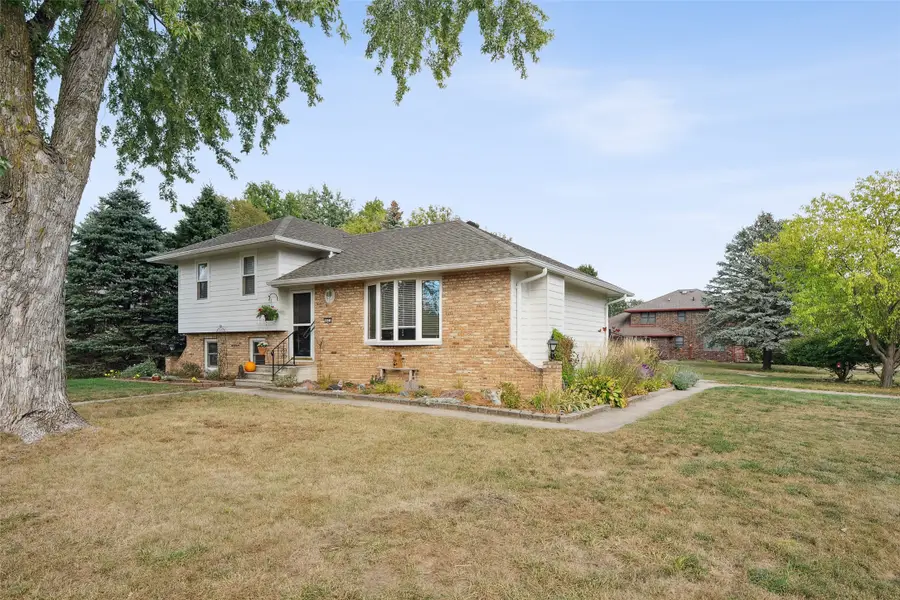 4421 77th Street, Urbandale, IA 50322 - Image #3