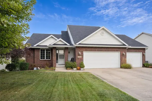 16009 Walnut Hills Drive, Urbandale, IA 50323