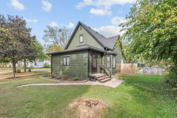 204 S River Street, Cambridge, IA 50046