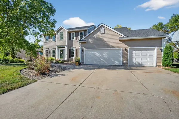 2094 NW 137th Street, Clive, IA 50325