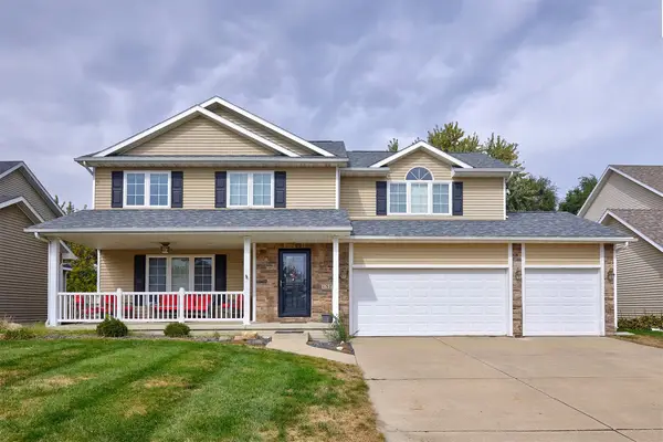 15715 Tanglewood Drive, Urbandale, IA 50323