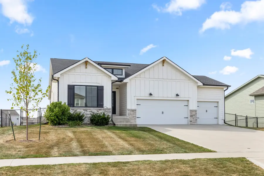1045 Spruce Street, Waukee, IA 50263 - Image #2