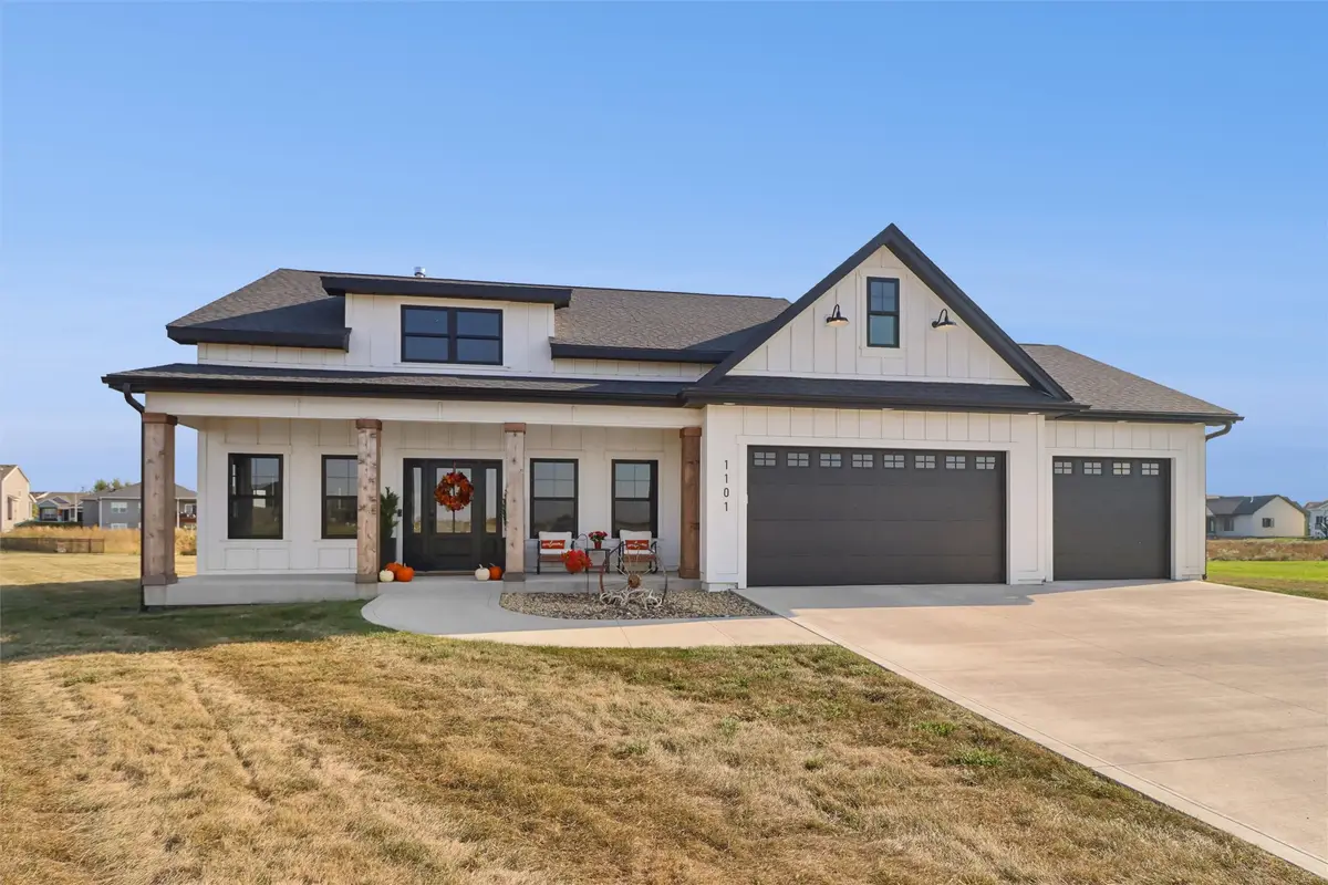 1101 Lakeview Circle Nw, Bondurant, IA 50035 - Image #1