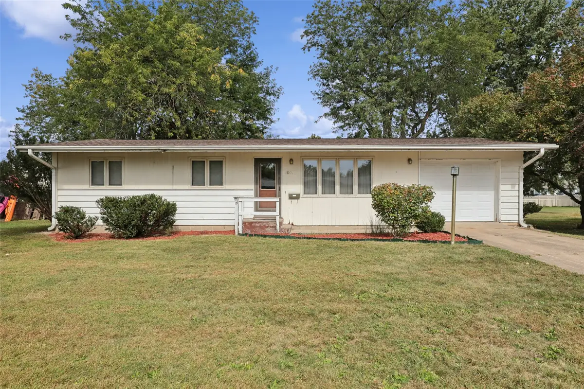 1801 10th Avenue Place, Grinnell, IA 50112 - Image #1