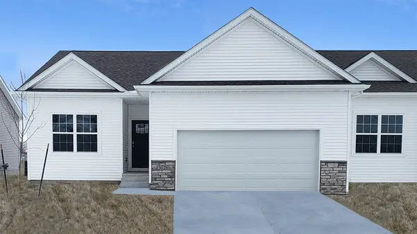 2604 Brook View Drive, Des Moines, IA 50317