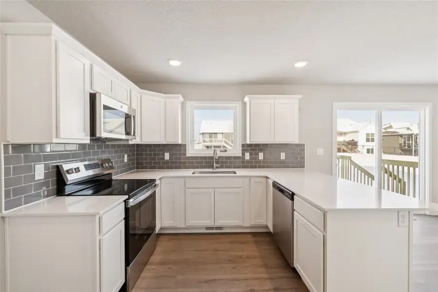 735 W Wright Road, Norwalk, IA 50211 - Image #2