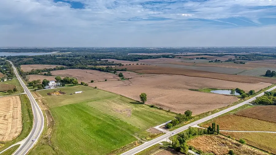 1078 Highway G46, Knoxville, IA 50138 - Image #2