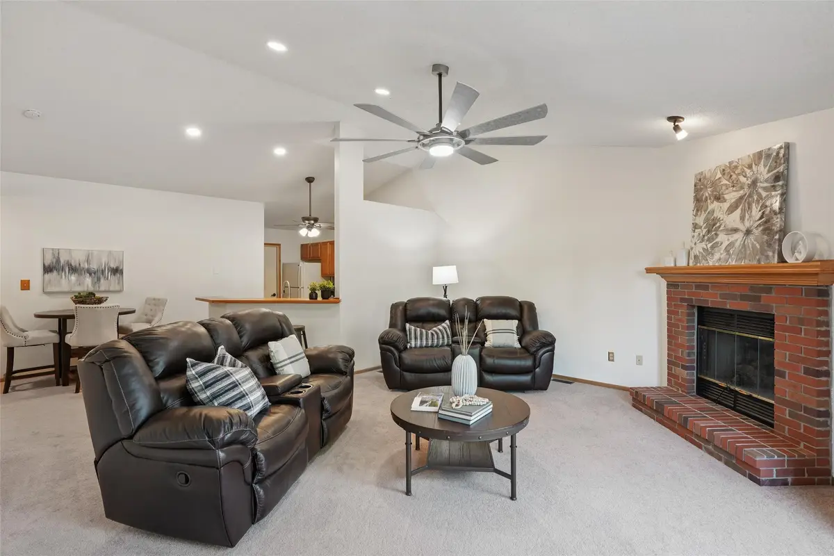 8523 Hickory Lane, Urbandale, IA 50322 - Image #1