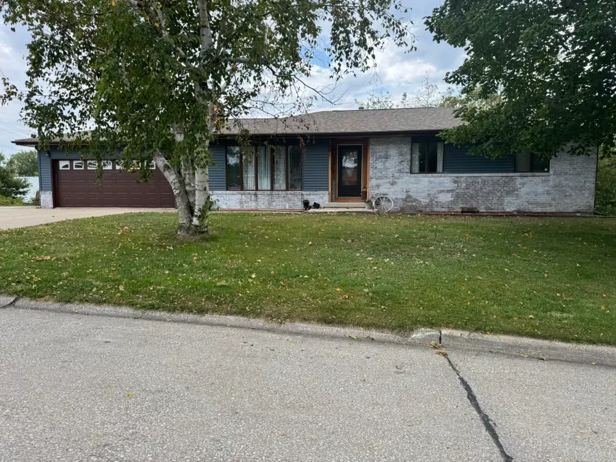 800 N 4th Street, Guthrie Center, IA 50115 - Image #2