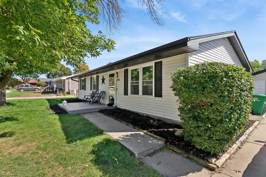 213 10th Avenue Sw, Altoona, IA 50009 - Image #3