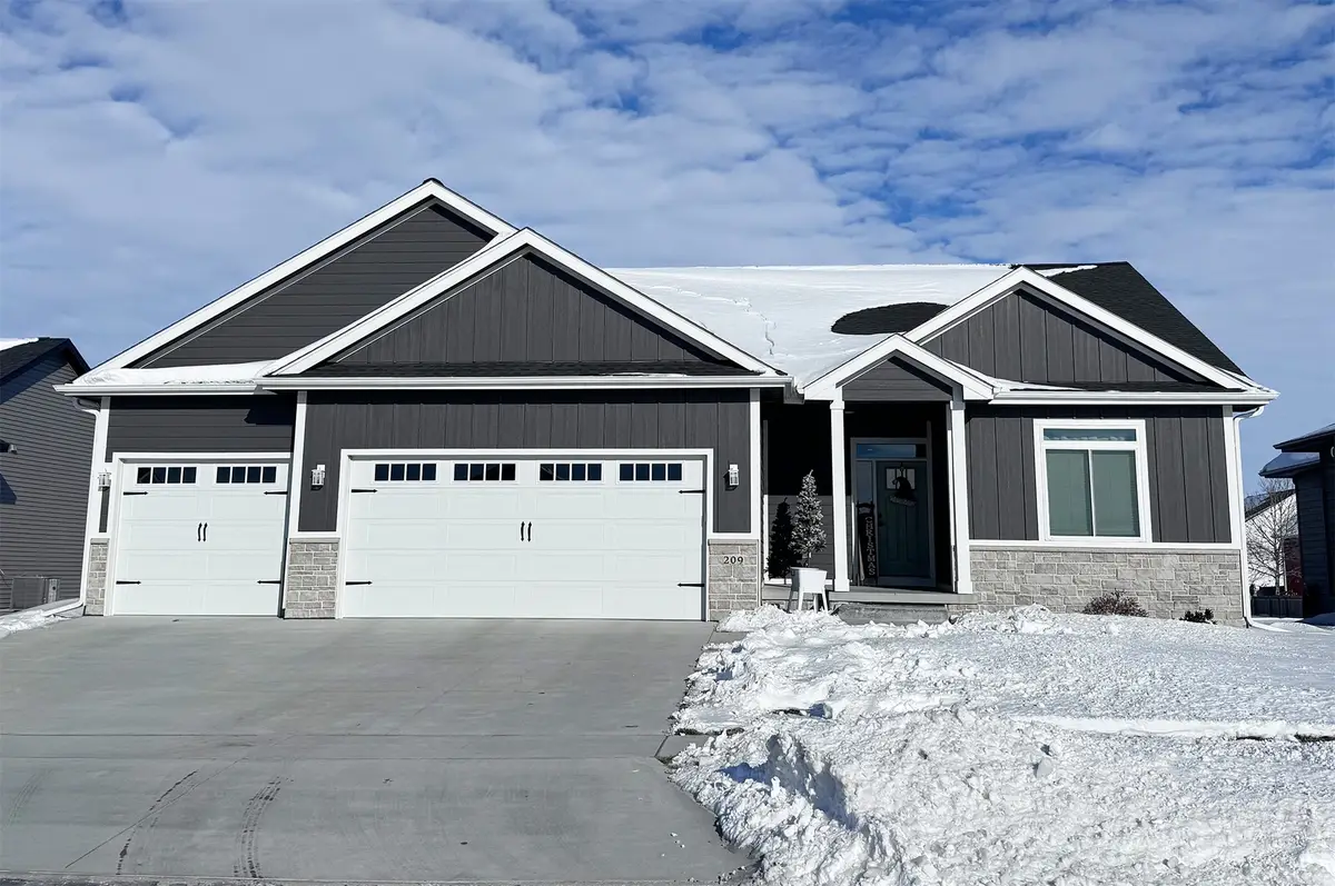 209 Cedar Drive, Gilbert, IA 50105 - Image #1