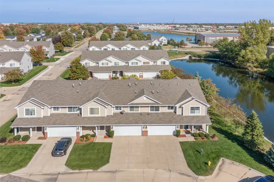 857 SE Lakeview Lane, Waukee, IA 50263 - Image #2
