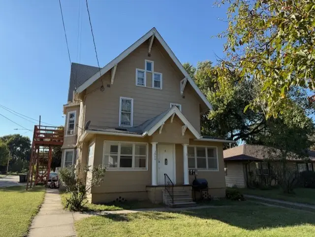 3900 11th Street, Des Moines, IA 50313 - Image #1