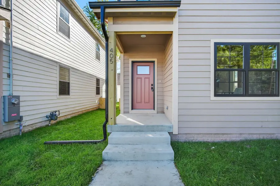 405 E Granger Avenue, Des Moines, IA 50315 - Image #2