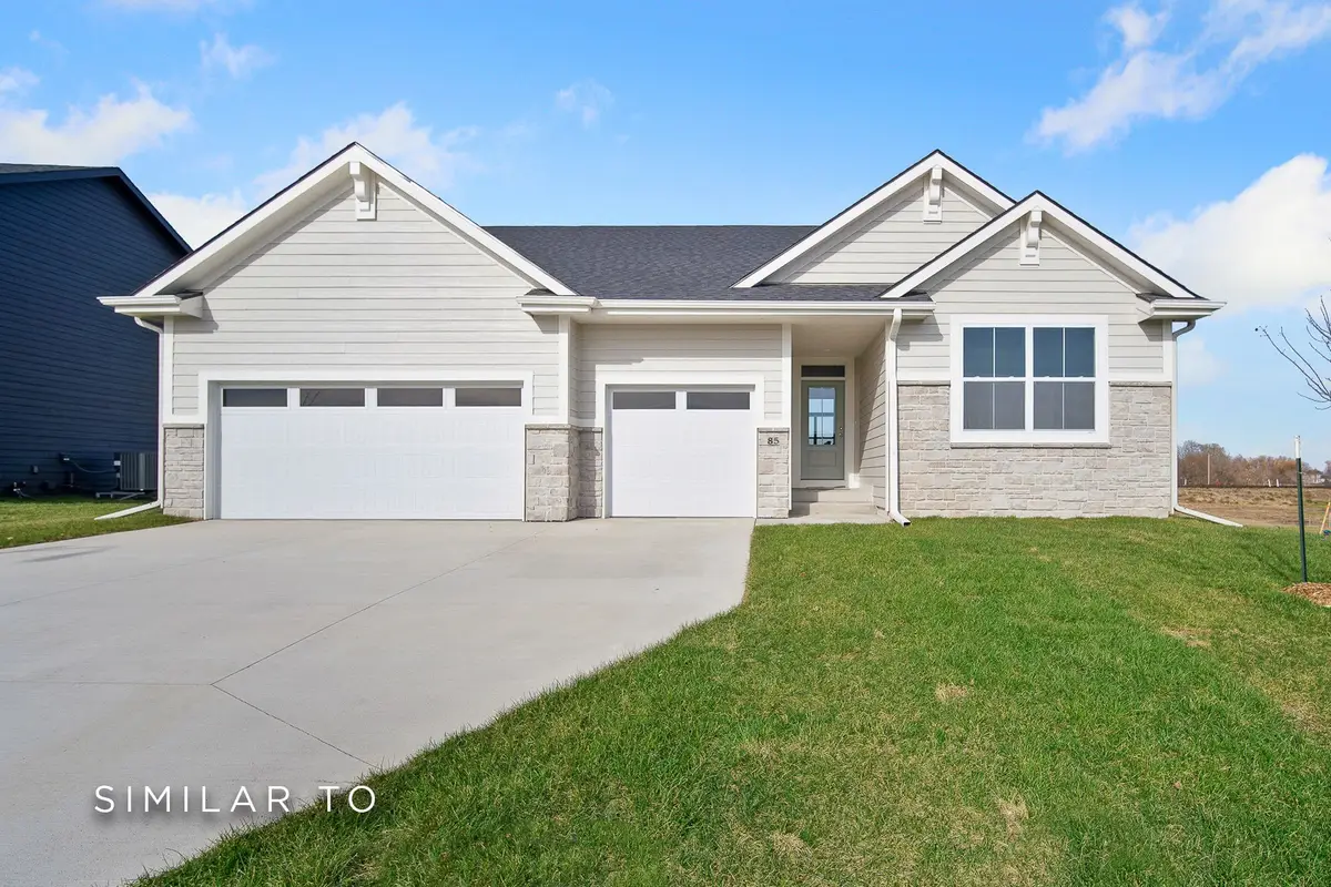 4664 177th Street, Urbandale, IA 50323 - Image #1