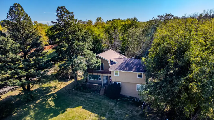 2002 E Main Street, Knoxville, IA 50138 - Image #2