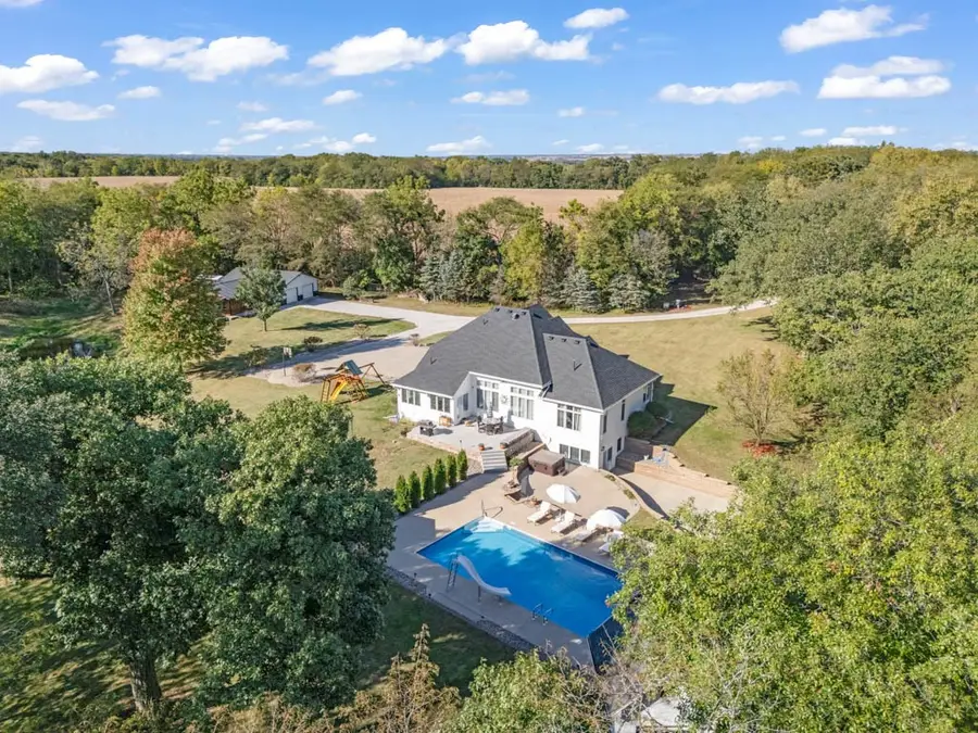 7585 NE Bluff Drive, Bondurant, IA 50035 - Image #3