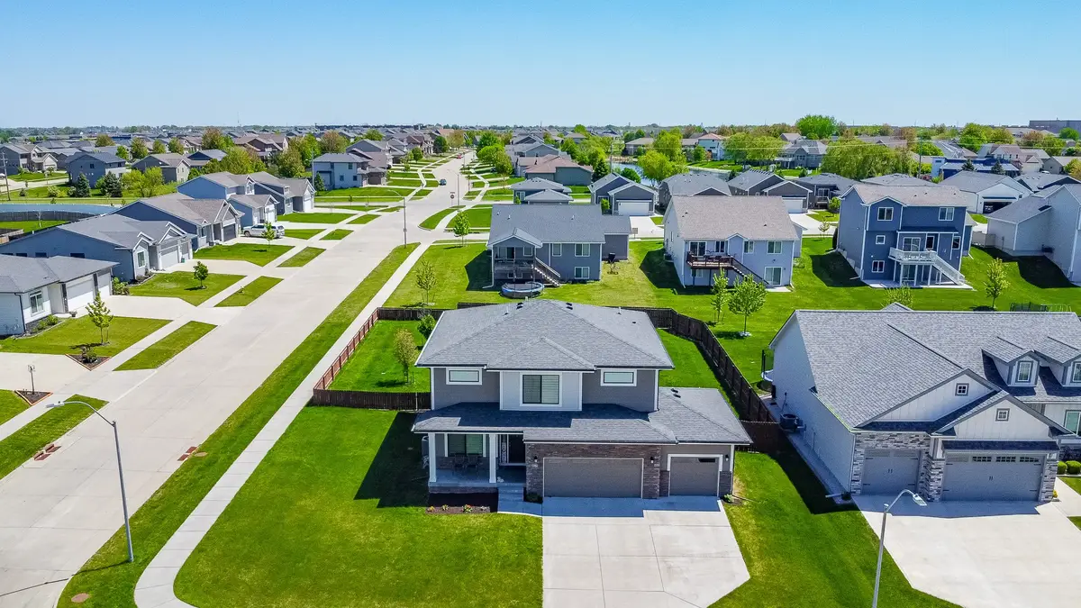 465 NW Gracewood Drive, Waukee, IA 50263 - Image #1