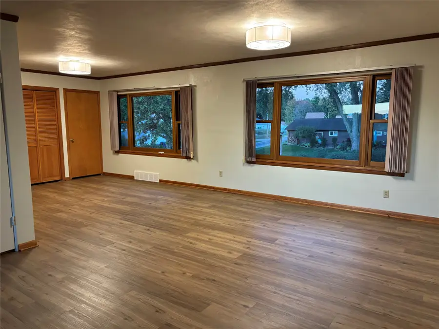 105 N Park Street, Creston, IA 50801 - #2