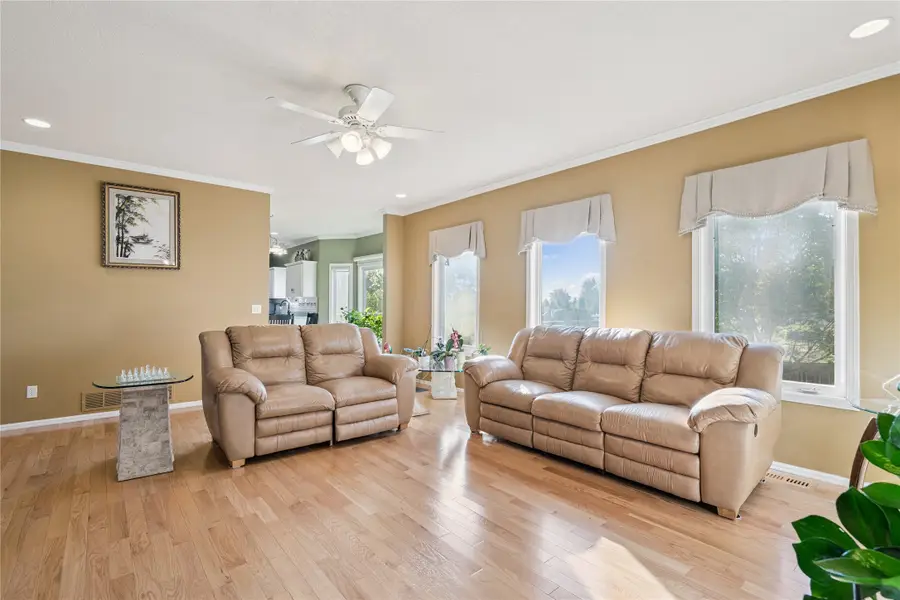 12614 Ridgeview Drive, Urbandale, IA 50323 - Image #3