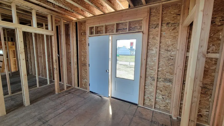 1812 NE Pine Lake Circle, Ankeny, IA 50021 - Image #3