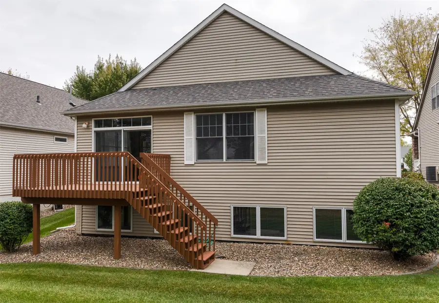 7955 Wistful Vista Drive #11, West Des Moines, IA 50266 - Image #3