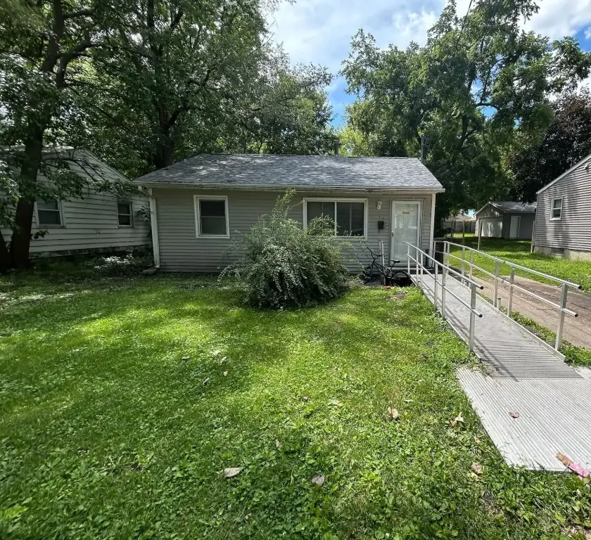 1316 E 27th Court, Des Moines, IA 50317 - Image #1