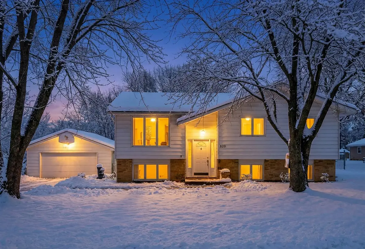 820 Dallas Street, De Soto, IA 50069 - Image #1