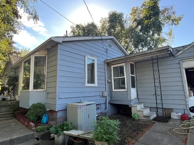 4300 NE 27th Street, Des Moines, IA 50317 - Image #2