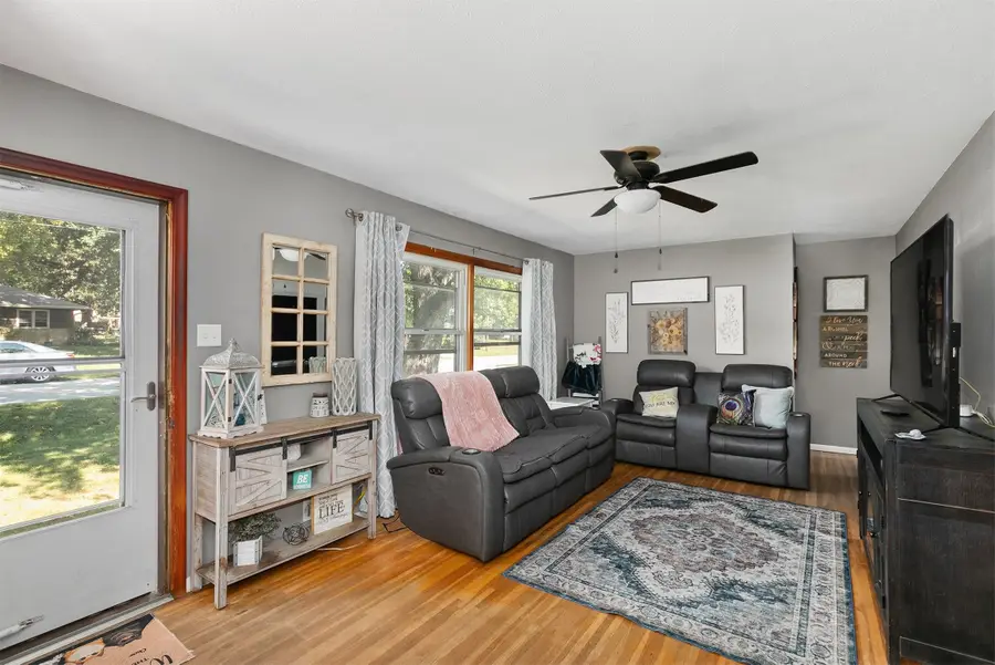 1245 NE 50th Place, Des Moines, IA 50313 - Image #2