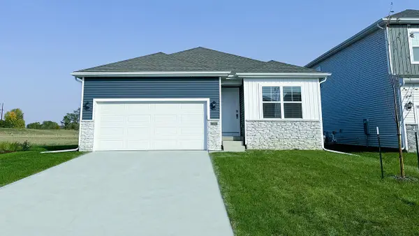 5635 152nd Street, Urbandale, IA 50111