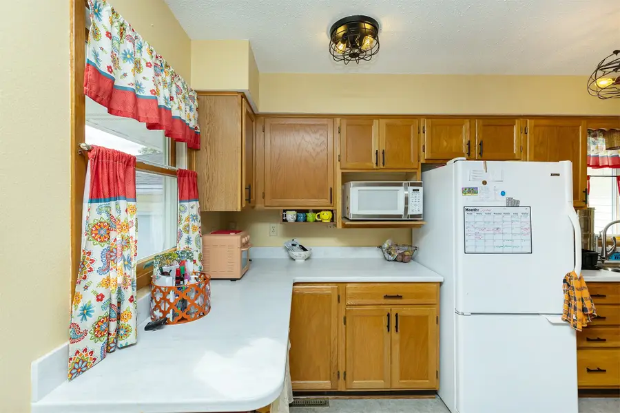 1911 W 5th Avenue, Indianola, IA 50125 - Image #3