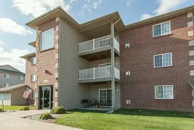 4120 100th Street #1, Urbandale, IA 50322 - #2