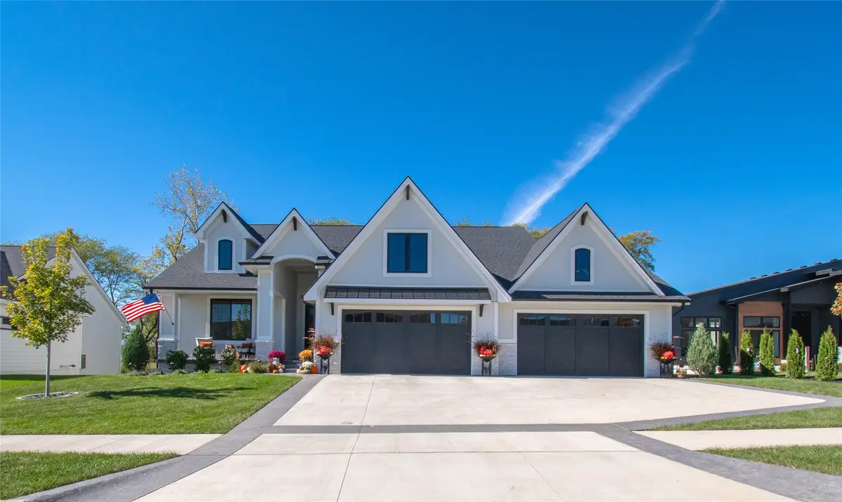 4010 NW 181st Street, Clive, IA 50325 - Image #1