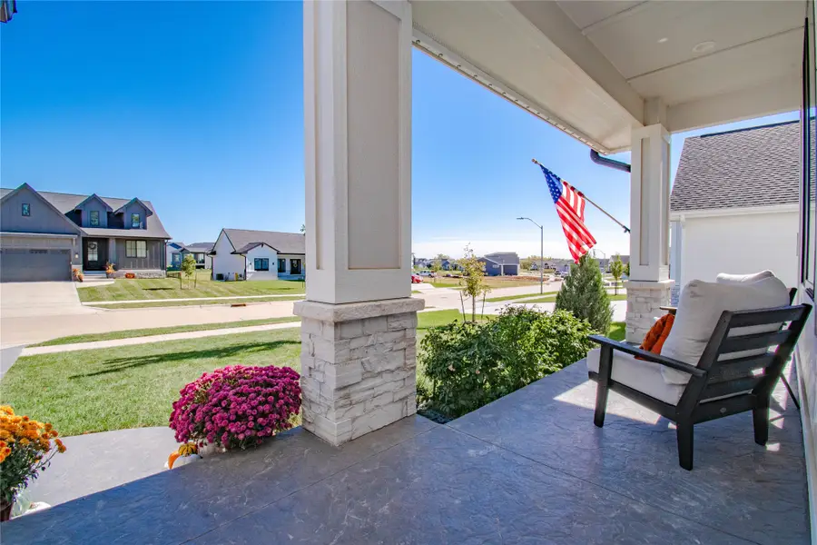 4010 NW 181st Street, Clive, IA 50325 - Image #2