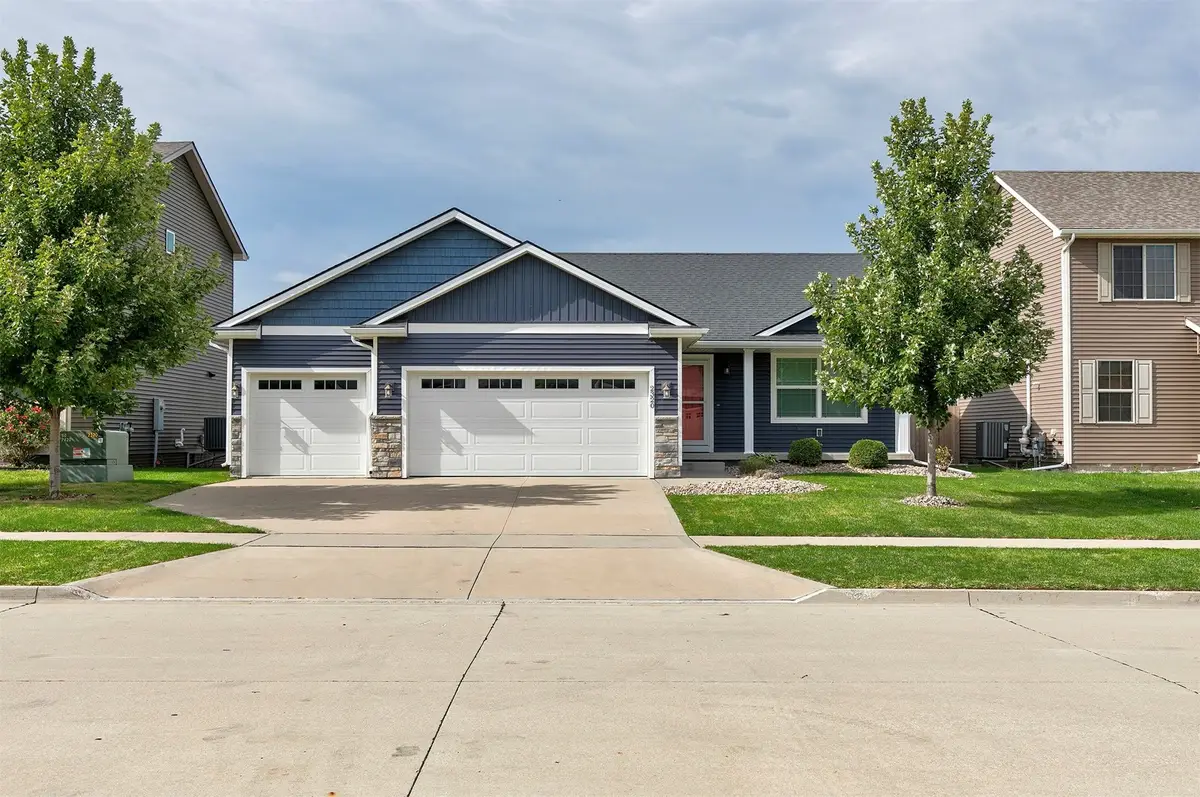 2320 SE Maxwell Drive, Waukee, IA 50263 - Image #1