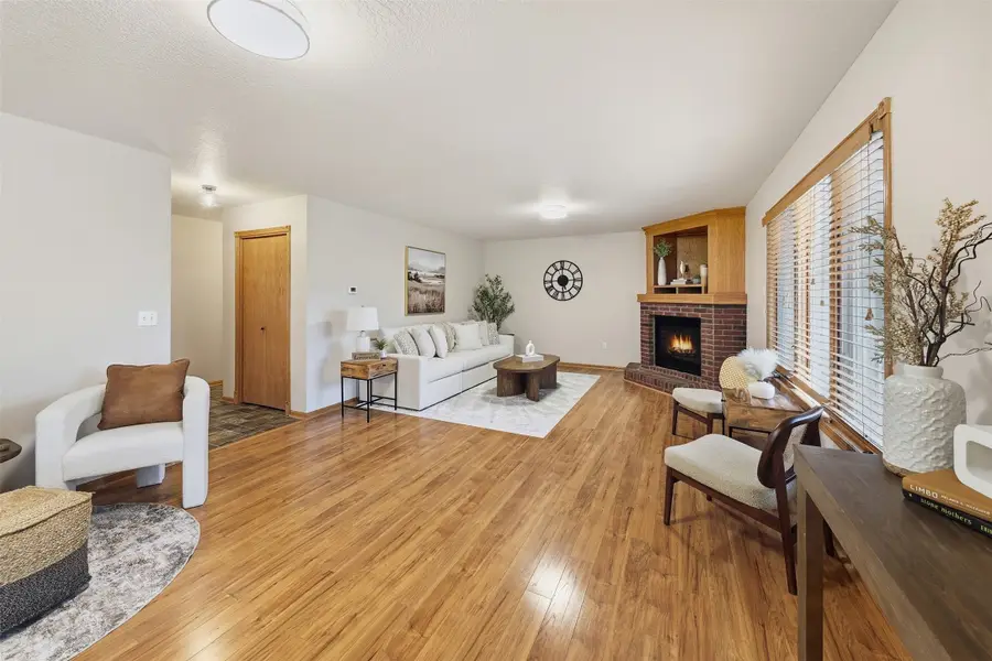 3530 Brook View Drive, Des Moines, IA 50317 - Image #3